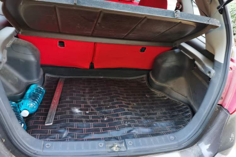 Used Suzuki Liana A6 2015 Hatchback 1.4L Manual Enjoyment Model Trunk