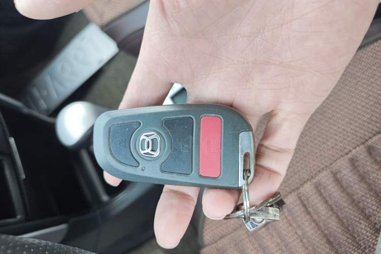 Used Suzuki Liana A6 2015 Hatchback 1.5L Automatic Ideal Model Vehicle Key