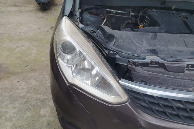 Used Suzuki Liana A6 2015 Hatchback 1.4L Manual Enjoyment Model Right Front Headlight