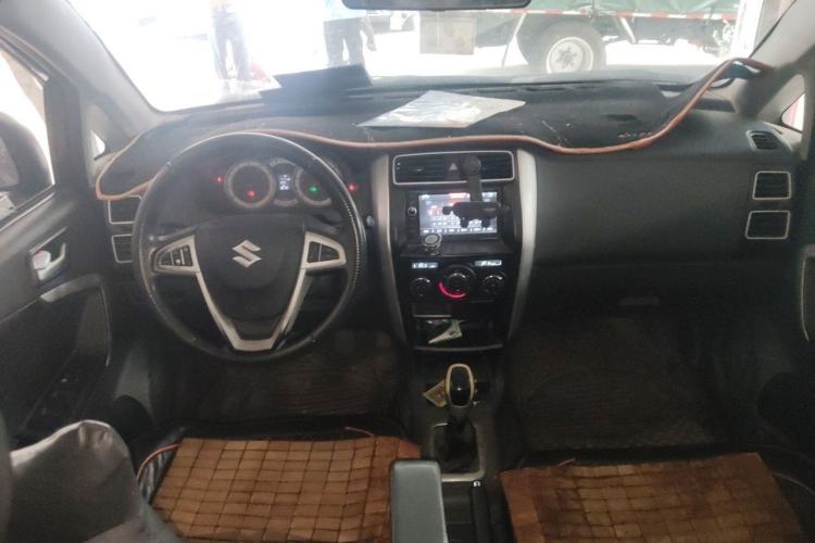 Used Suzuki Liana A6 2015 Hatchback 1.4L Manual Enjoyment Model Center Console