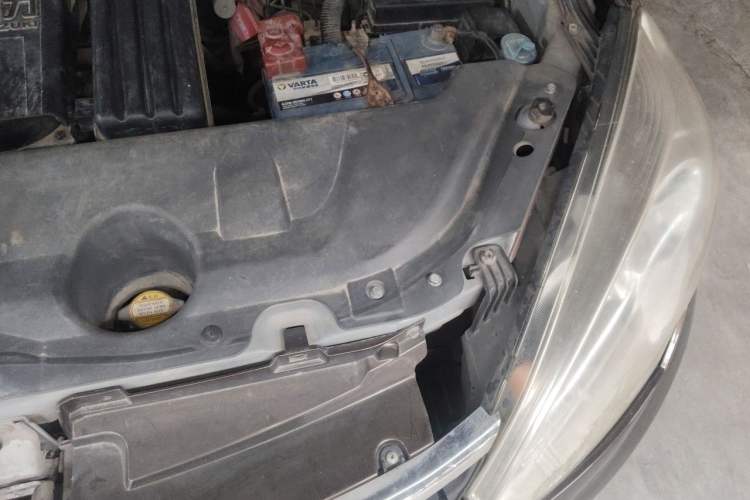 Used Suzuki Liana A6 2015 Hatchback 1.4L Manual Enjoyment Model Engine Bay Left