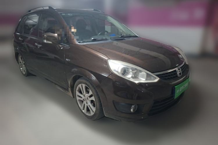 Used Suzuki Liana A6 2015 Hatchback 1.4L Manual Enjoyment Model Front Right 45 Deg