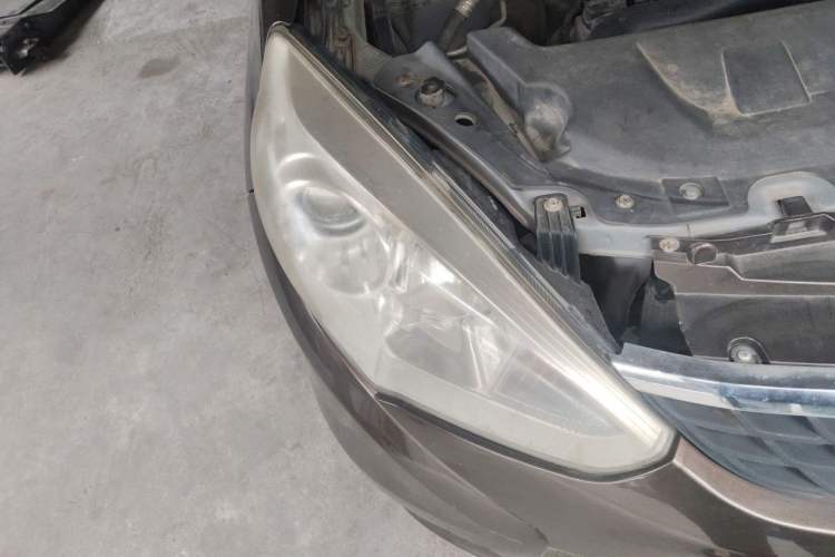Used Suzuki Liana A6 2015 Hatchback 1.4L Manual Enjoyment Model Right Front Headlight