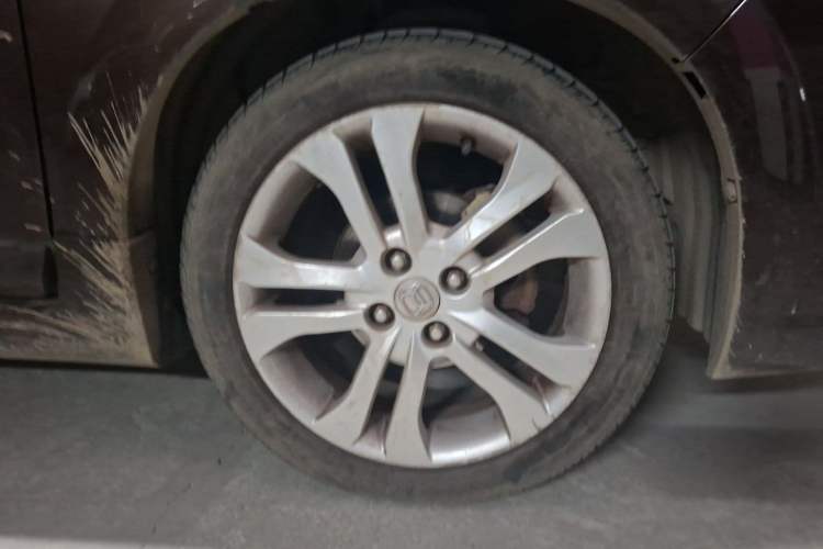 Used Suzuki Liana A6 2015 Hatchback 1.4L Manual Enjoyment Model Right Front Wheel Hub