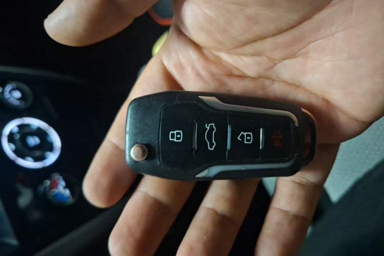 Used Suzuki Liana A6 2015 Hatchback 1.4L Manual Enjoyment Model Vehicle Key