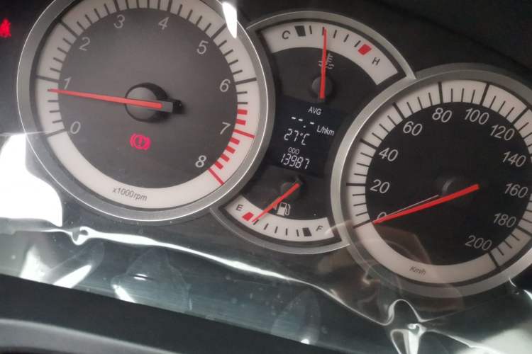 Used Suzuki Liana A6 2015 Hatchback 1.4L Manual Enjoyment Model Odometer Close Up