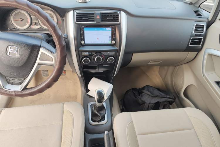 Used Suzuki Liana A6 2015 Sedan 1.4L Manual Enjoyment Model Audio And AC Panel