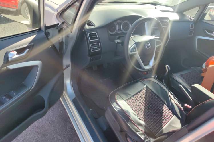 Used Suzuki Liana A6 2015 Hatchback 1.4L Manual Enjoyment Model Driver Seat
