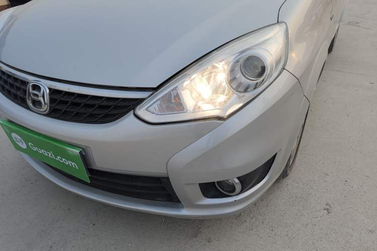 Used Suzuki Liana A6 2015 Sedan 1.4L Manual Enjoyment Model Left Front Headlight