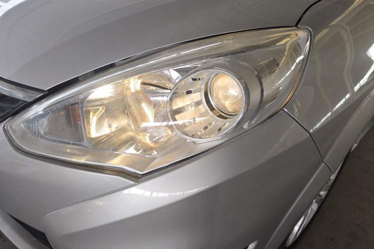 Used Suzuki Liana A6 2015 Hatchback 1.4L Manual Enjoyment Model Left Front Headlight