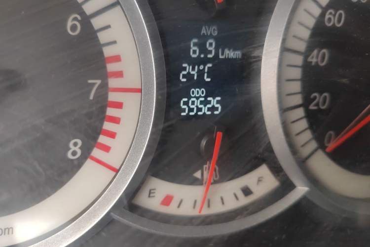 Used Suzuki Liana A6 2015 Hatchback 1.4L Manual Enjoyment Model Odometer Close Up