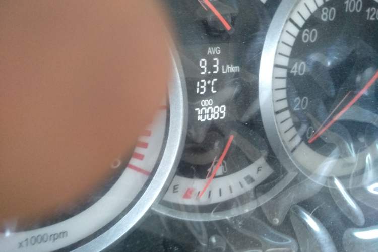 Used Suzuki Liana A6 2015 Hatchback 1.4L Manual Enjoyment Model Odometer Close Up