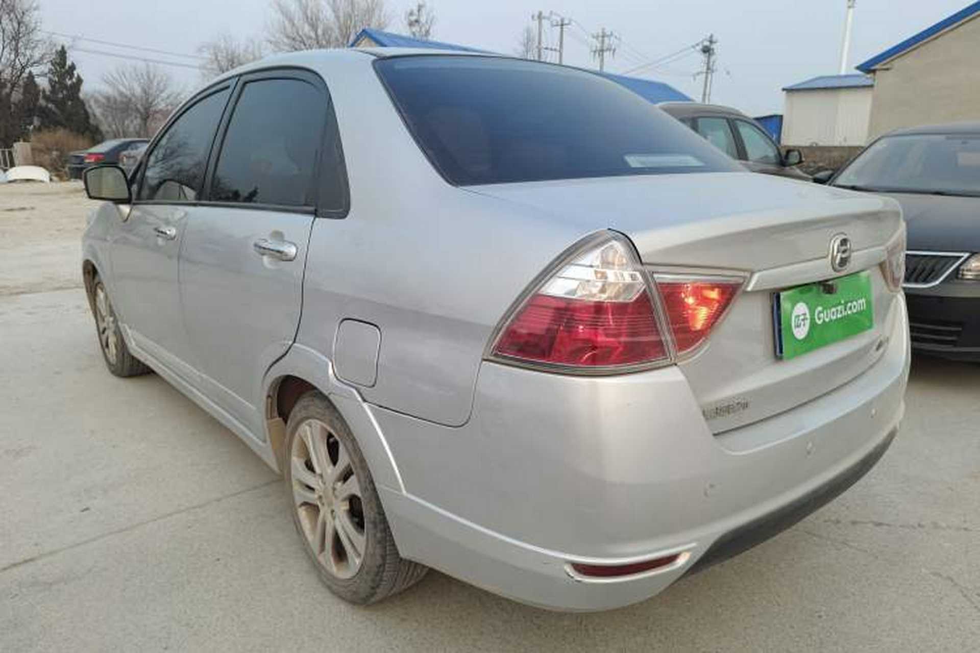 Used Suzuki Liana A6 2015 Sedan 1.4L Manual Enjoyment Model Rear Left 45 Deg