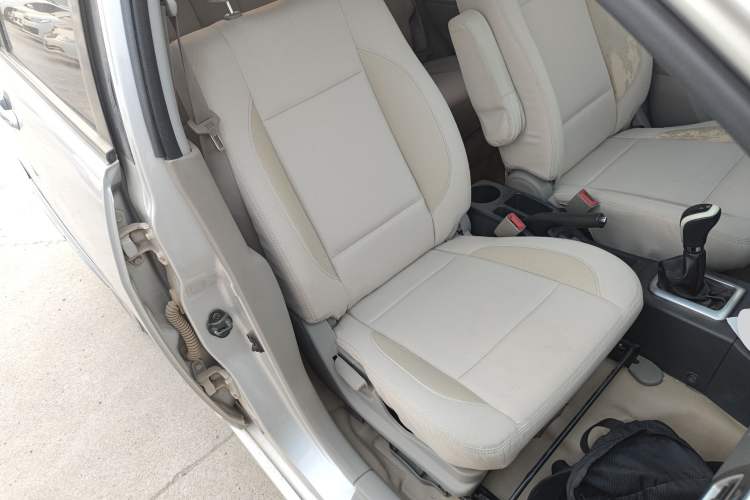 Used Suzuki Liana A6 2015 Sedan 1.4L Manual Enjoyment Model Right Front Seat