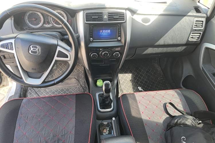 Used Suzuki Liana A6 2015 Hatchback 1.4L Manual Enjoyment Model Audio And AC Panel