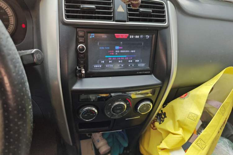 Used Suzuki Liana A6 2015 Hatchback 1.4L Manual Ideal Model Audio And AC Panel