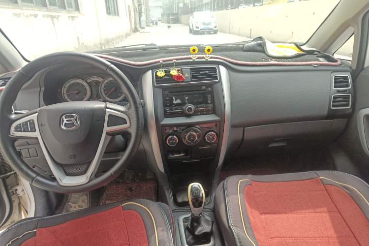 Used Suzuki Liana A6 2015 Hatchback 1.4L Manual Enjoyment Model Audio And AC Panel