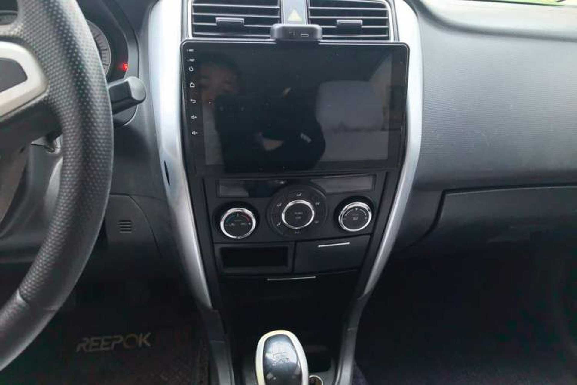 Used Suzuki Liana A6 2015 Hatchback 1.4L Manual Enjoyment Model Audio And AC Panel