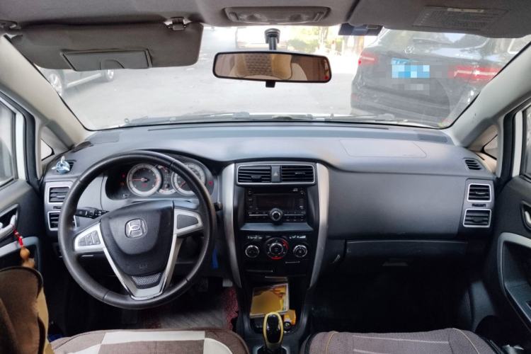 Used Suzuki Liana A6 2015 Hatchback 1.4L Manual Enjoyment Model Center Console