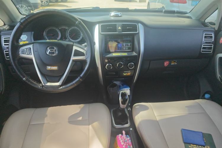 Used Suzuki Liana A6 2015 Hatchback 1.4L Manual Enjoyment Model Center Console