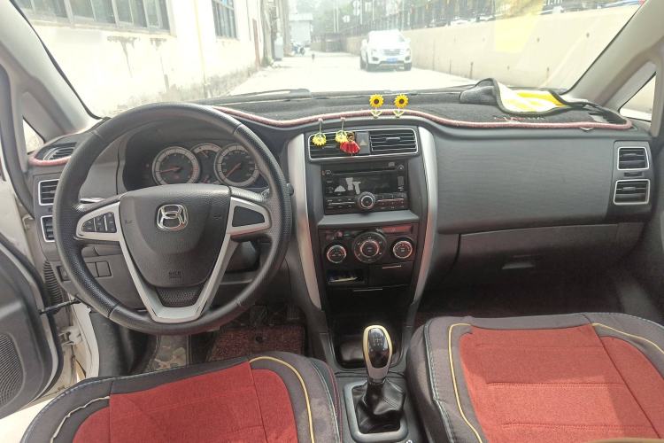Used Suzuki Liana A6 2015 Hatchback 1.4L Manual Enjoyment Model Center Console