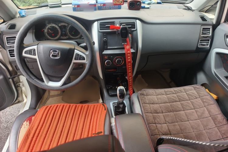 Used Suzuki Liana A6 2015 Hatchback 1.4L Manual Enjoyment Model Center Console