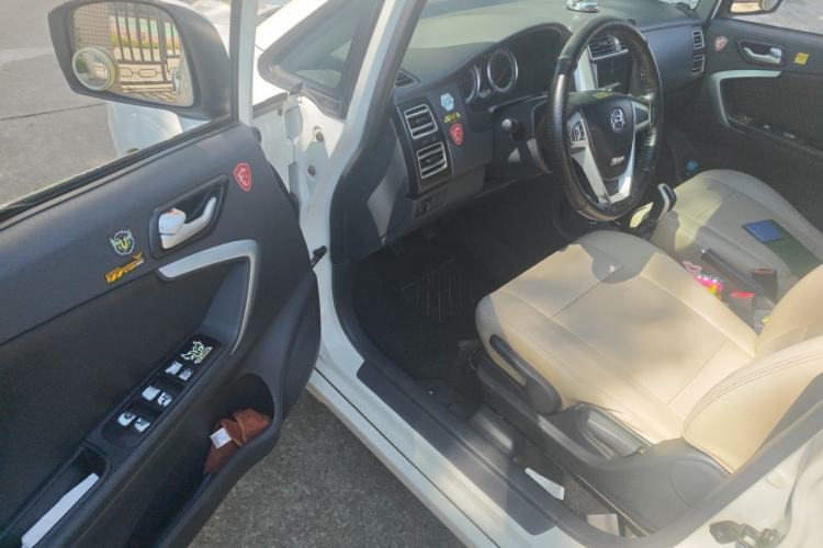 Used Suzuki Liana A6 2015 Hatchback 1.4L Manual Enjoyment Model Driver Seat