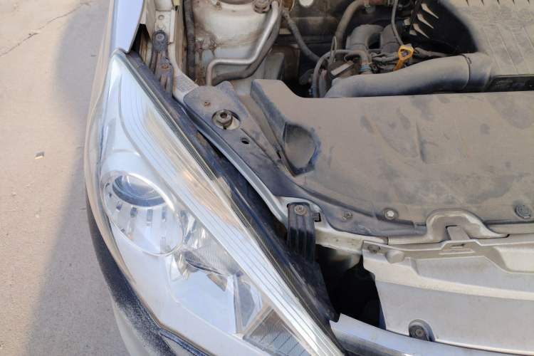 Used Suzuki Liana A6 2015 Hatchback 1.4L Manual Enjoyment Model Engine Bay Right