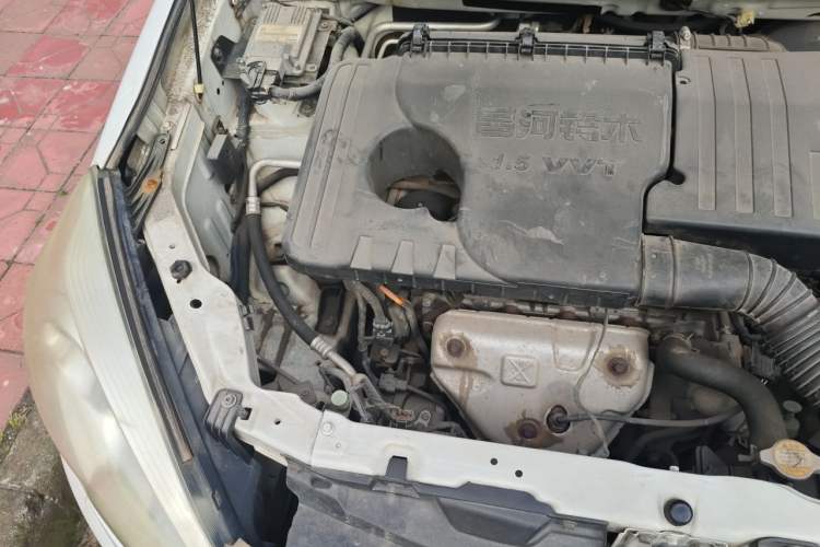 Used Suzuki Liana A6 2015 Hatchback 1.5L Automatic Ideal Model Engine Bay Right