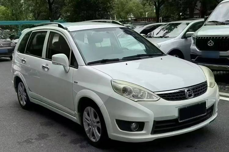Used Suzuki Liana A6 2015 Hatchback 1.4L Manual Enjoyment Model Exterior 2
