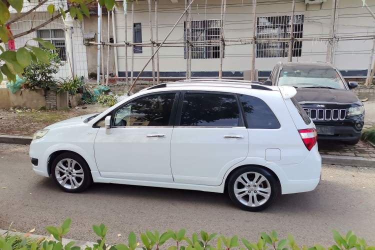 Used Suzuki Liana A6 2015 Hatchback 1.4L Manual Enjoyment Model Exterior 5