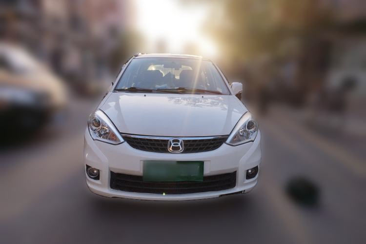 Used Suzuki Liana A6 2015 Hatchback 1.4L Manual Enjoyment Model Front