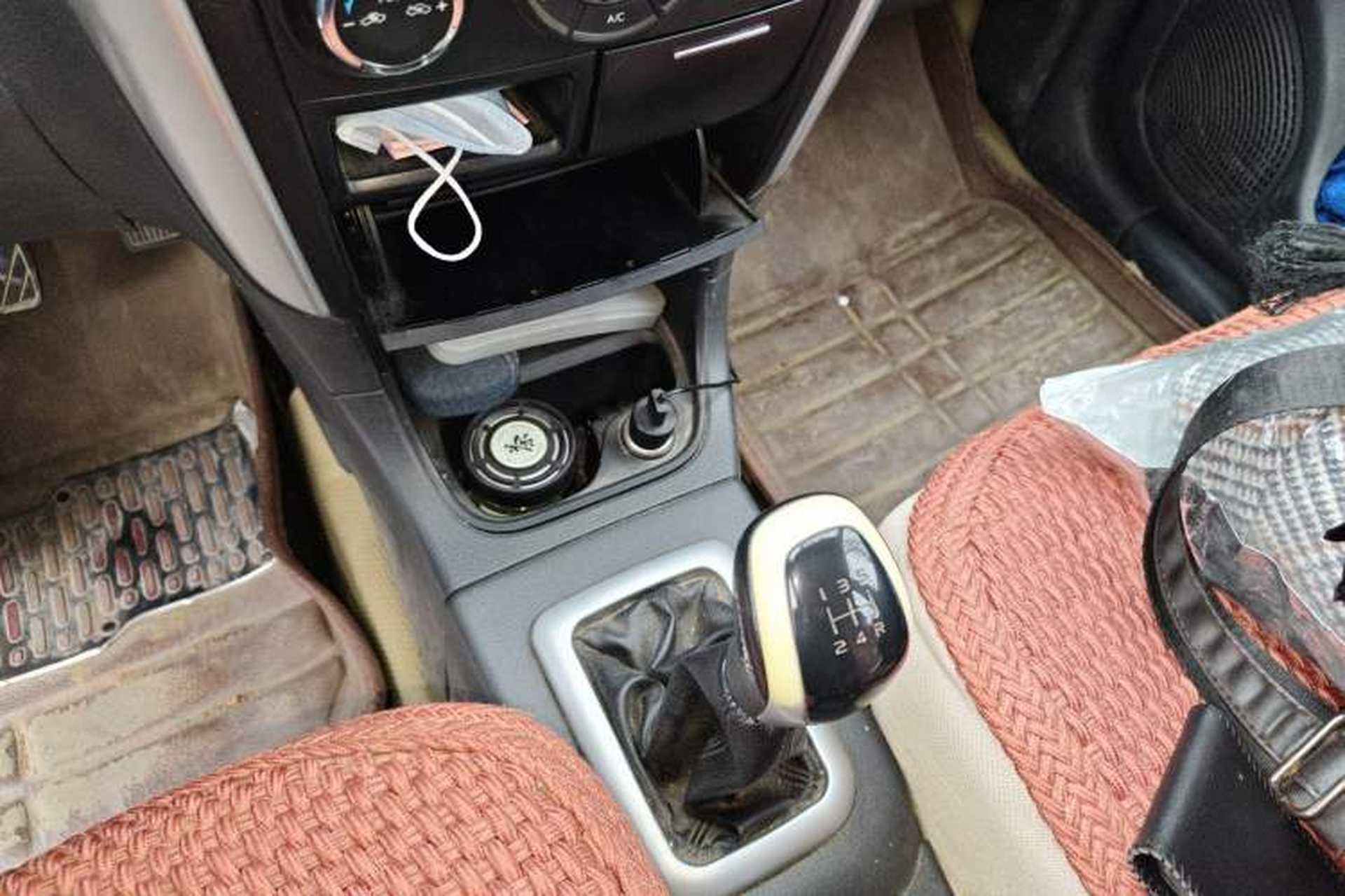 Used Suzuki Liana A6 2015 Hatchback 1.4L Manual Ideal Model Gear Lever