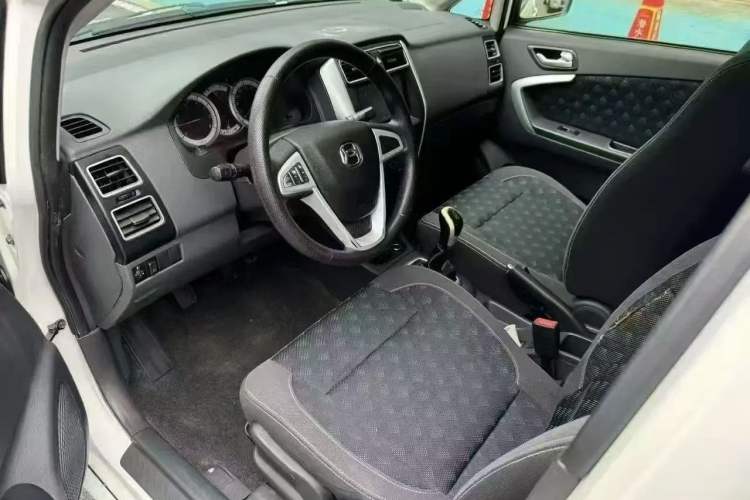 Used Suzuki Liana A6 2015 Hatchback 1.4L Manual Enjoyment Model Interior 2