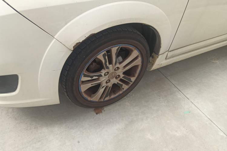 Used Suzuki Liana A6 2015 Hatchback 1.4L Manual Enjoyment Model Left Front Wheel Hub