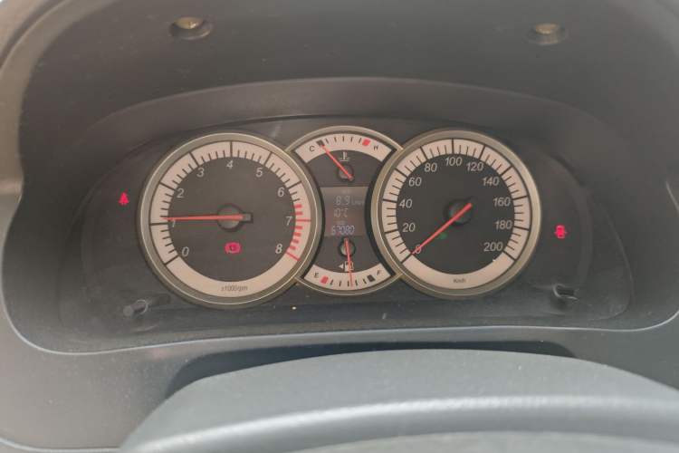 Used Suzuki Liana A6 2015 Hatchback 1.4L Manual Ideal Model Odometer Close Up