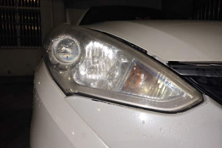 Used Suzuki Liana A6 2015 Hatchback 1.4L Manual Enjoyment Model Right Front Headlight