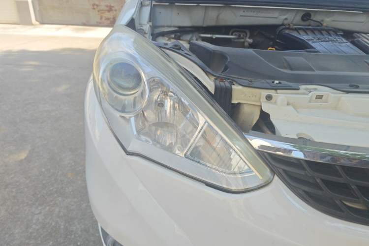 Used Suzuki Liana A6 2015 Hatchback 1.4L Manual Enjoyment Model Right Front Headlight