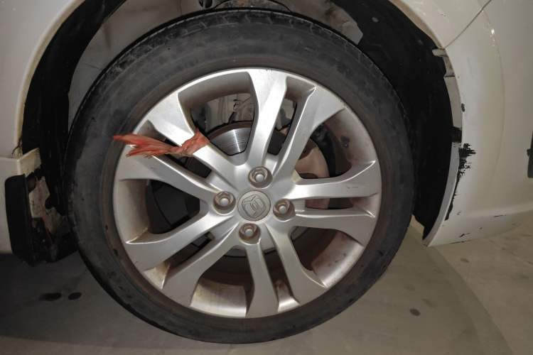 Used Suzuki Liana A6 2015 Hatchback 1.4L Manual Enjoyment Model Right Front Wheel Hub