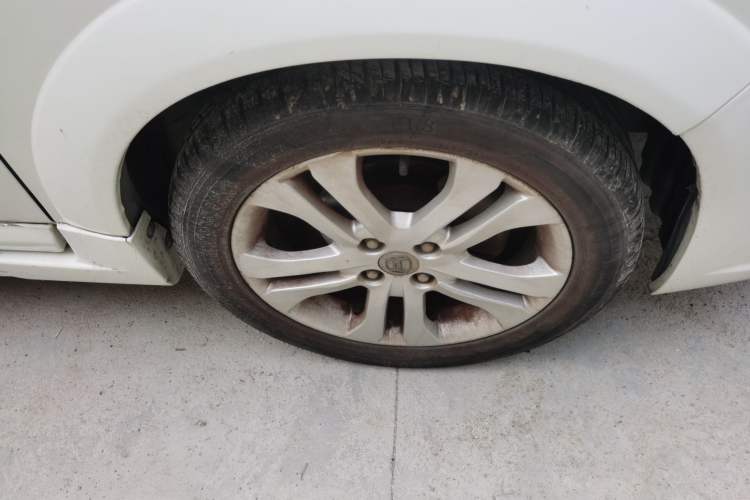 Used Suzuki Liana A6 2015 Hatchback 1.4L Manual Enjoyment Model Right Front Wheel Hub