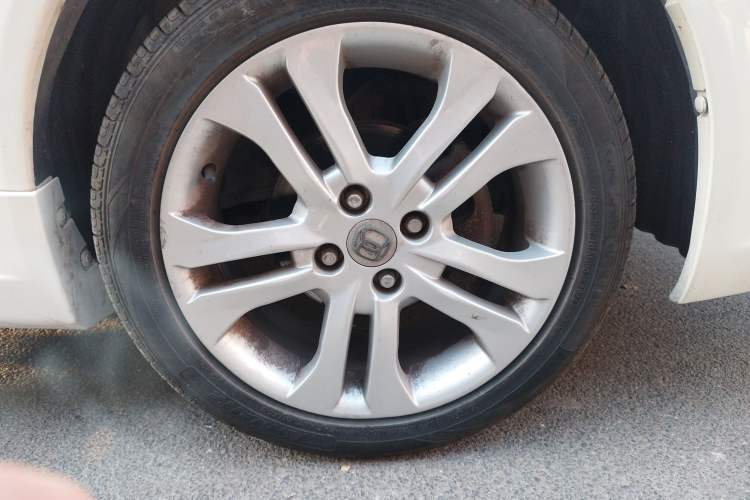 Used Suzuki Liana A6 2015 Hatchback 1.4L Manual Enjoyment Model Right Front Wheel Hub