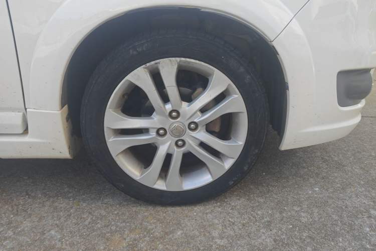Used Suzuki Liana A6 2015 Hatchback 1.4L Manual Enjoyment Model Right Front Wheel Hub