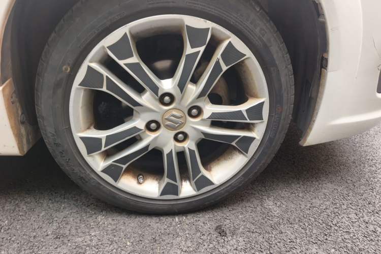 Used Suzuki Liana A6 2015 Hatchback 1.4L Manual Enjoyment Model Right Front Wheel Hub