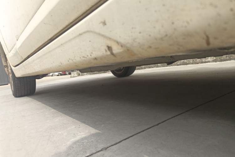 Used Suzuki Liana A6 2015 Hatchback 1.4L Manual Enjoyment Model Right Side Sill