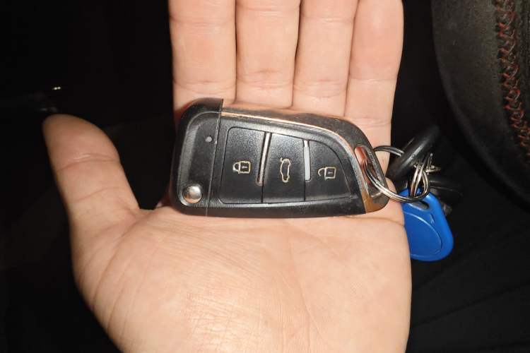 Used Suzuki Liana A6 2015 Hatchback 1.4L Manual Enjoyment Model Vehicle Key