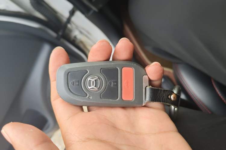 Used Suzuki Liana A6 2015 Hatchback 1.5L Automatic Ideal Model Vehicle Key
