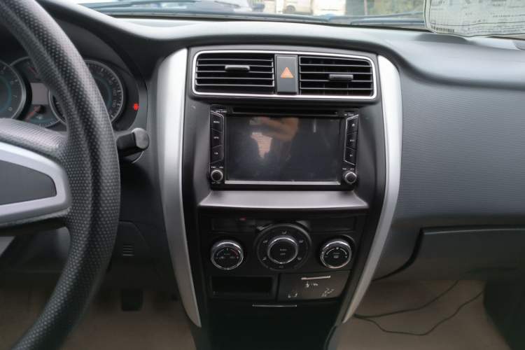 Used Suzuki Liana A6 2016 Hatchback 1.4L Manual Enjoyment Model Audio And AC Panel