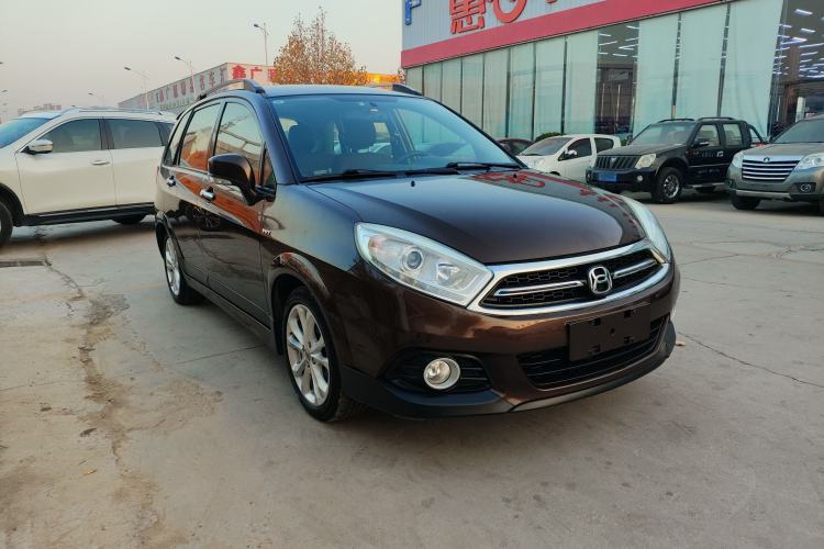 Used Suzuki Liana A6 2016 Hatchback 1.4L Manual Enjoyment Model Front Right 45 Deg