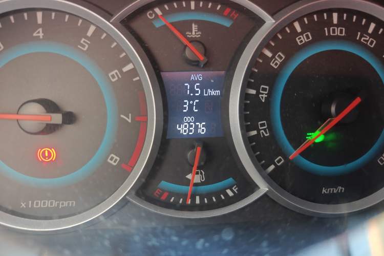 Used Suzuki Liana A6 2016 Hatchback 1.4L Manual Enjoyment Model Odometer Close Up