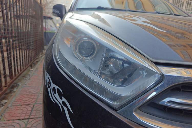 Used Suzuki Liana A6 2016 Hatchback 1.4L Manual Enjoyment Model Right Front Headlight